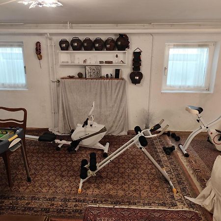 Elegant-Terraced-House-With-Bikes-Near-The-Lake-Children-At-Least-6-A-Old Starnberg Exterior foto
